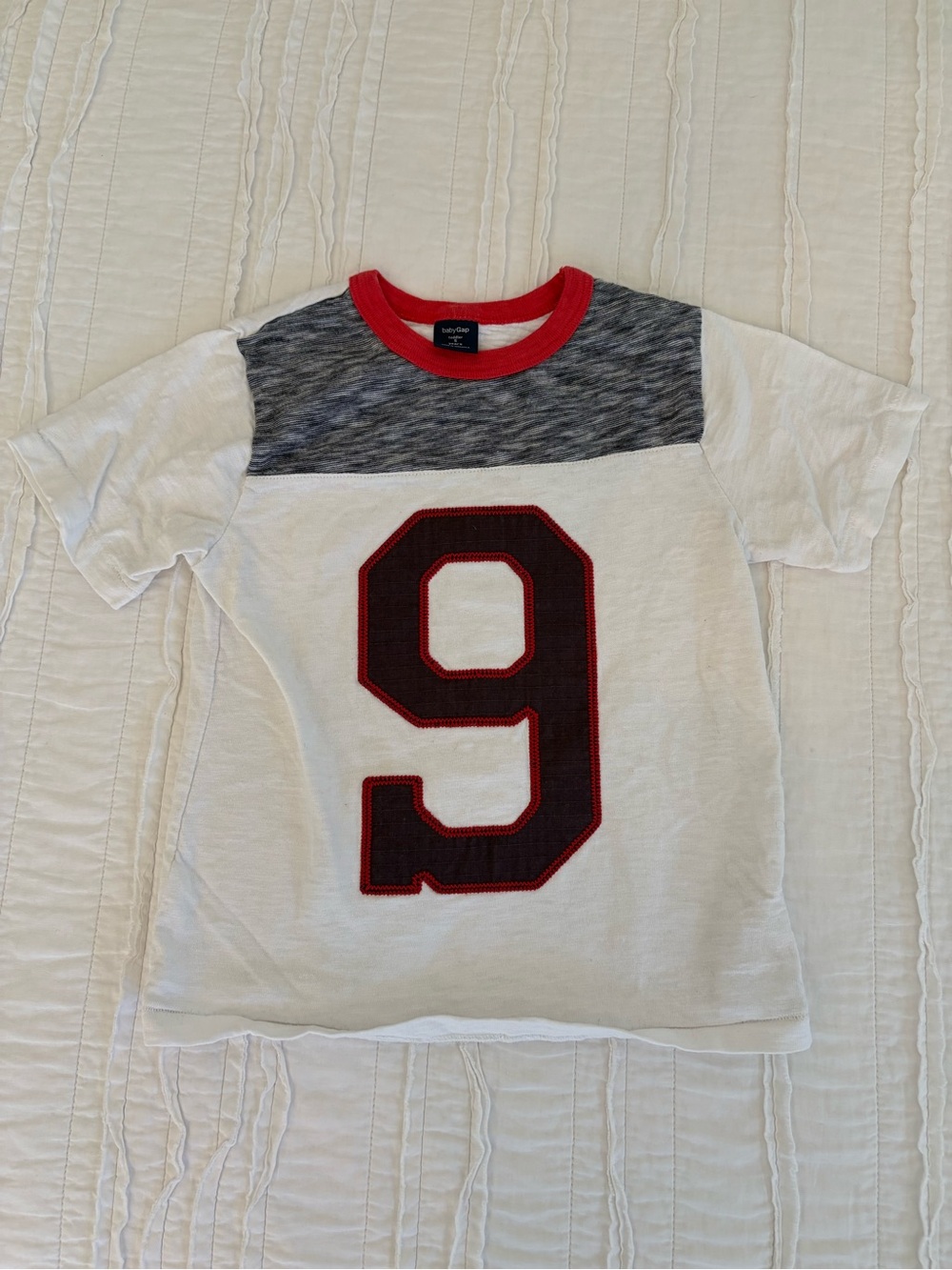 GAP White Short Sleeve Tee with Gray Yoke and Red Trim, Number 9 Applique